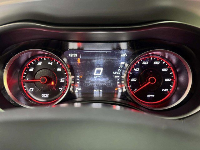 Used 2020 Dodge Charger SXT w/ Leather Interior Group image 17