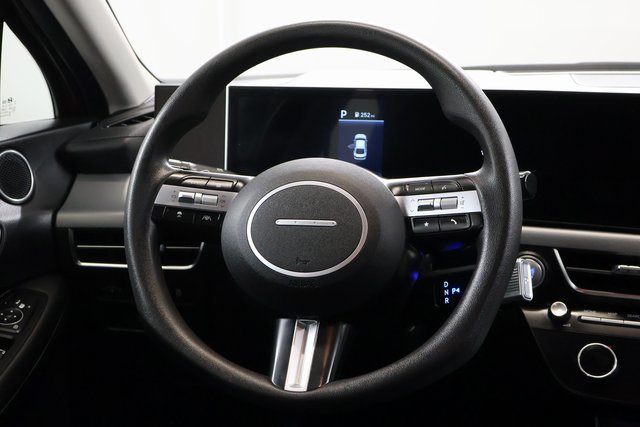 Used 2025 Hyundai Sonata SEL FWD image 14