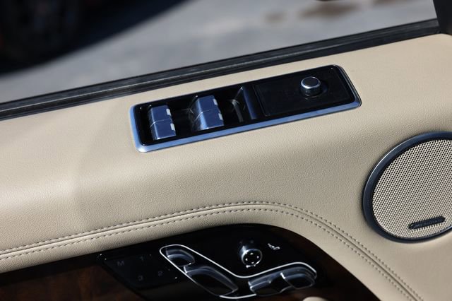 Used 2018 Land Rover Range Rover HSE image 51
