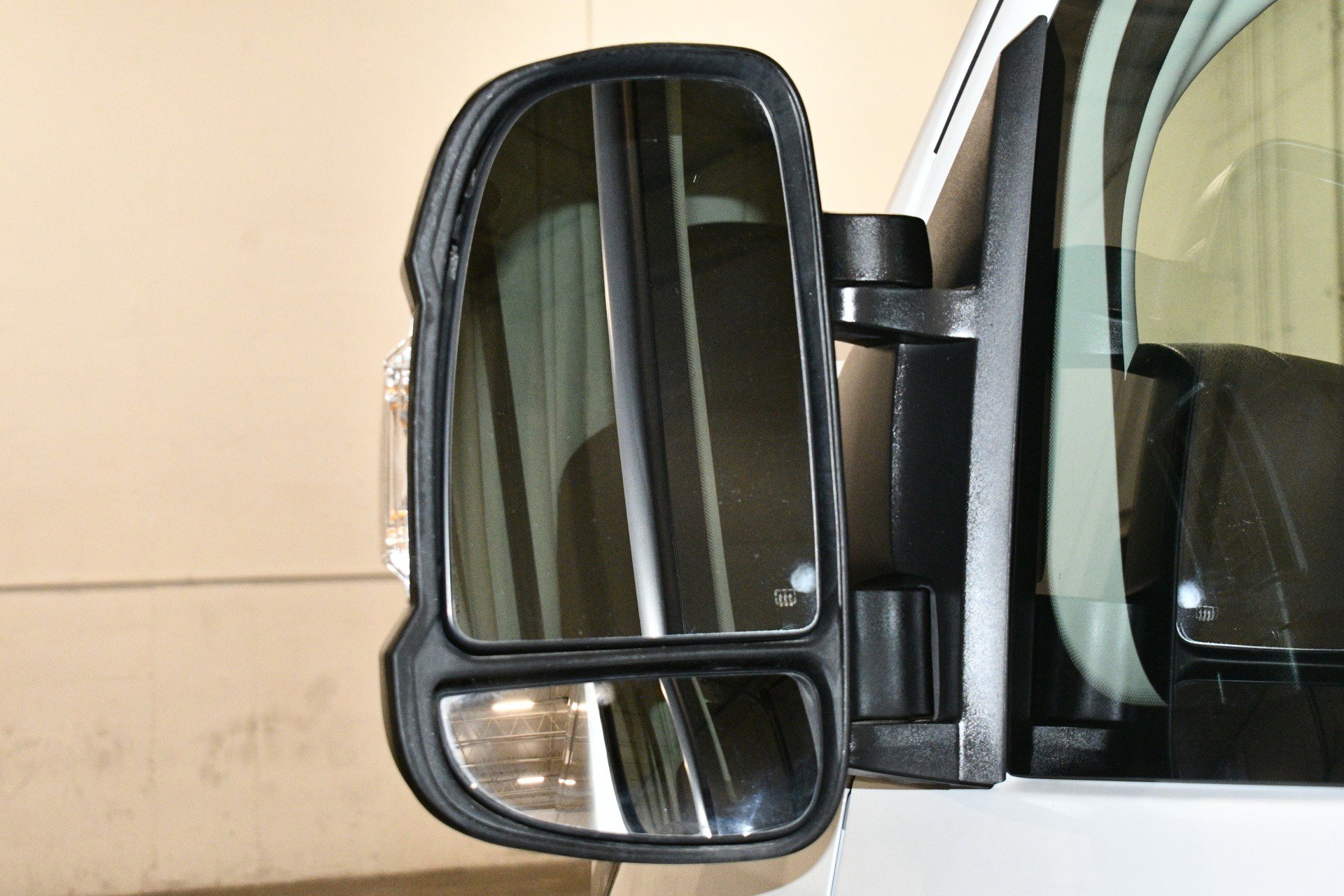 Used 2019 RAM ProMaster 3500 w/ Interior Convenience Group image 65