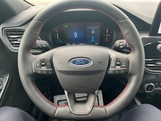 Used 2025 Ford Escape ST-Line w/ Equipment Group 301A FWD image 13