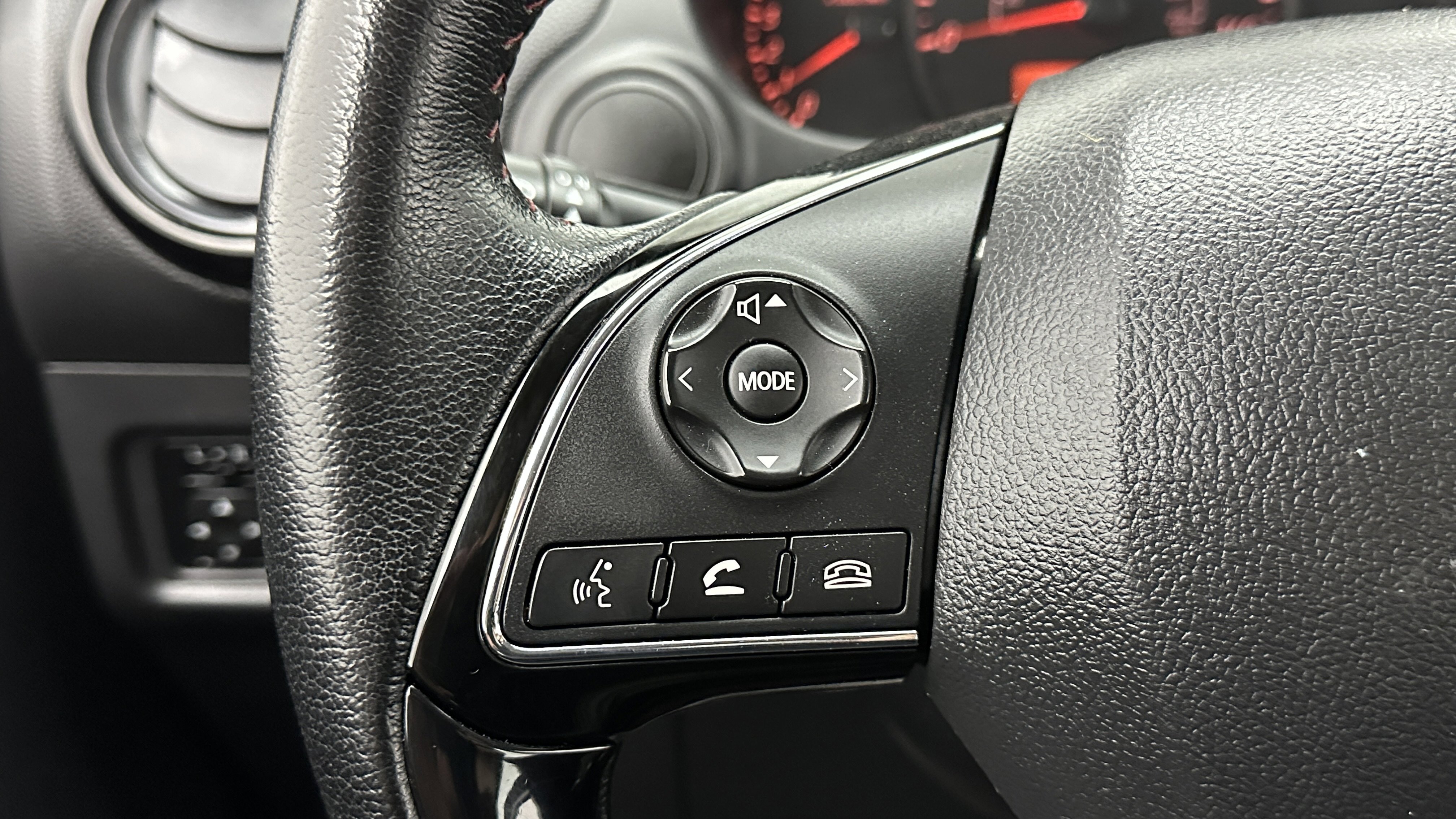 Used 2023 Mitsubishi Mirage G4 Black Edition image 17