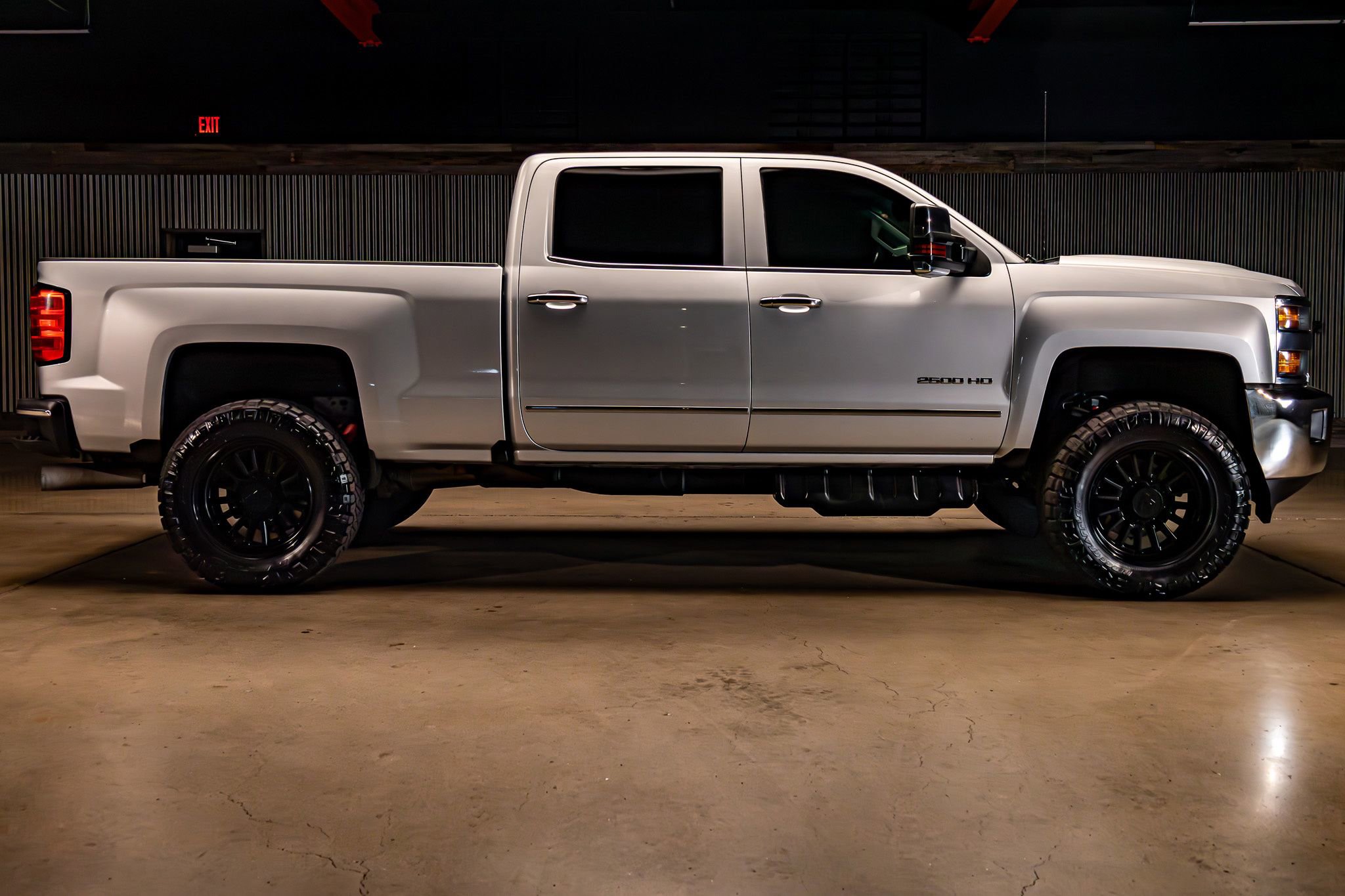 Used 2017 Chevrolet Silverado 2500 LTZ image 10