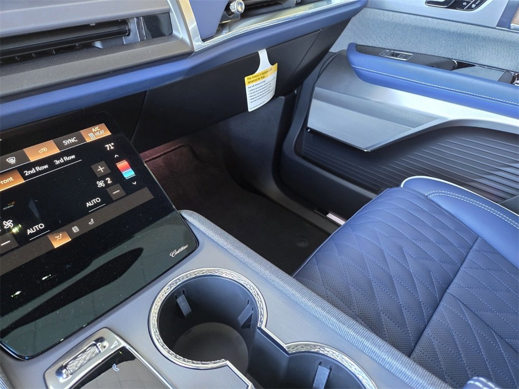 New 2026 Cadillac Vistiq Premium Luxury image 22