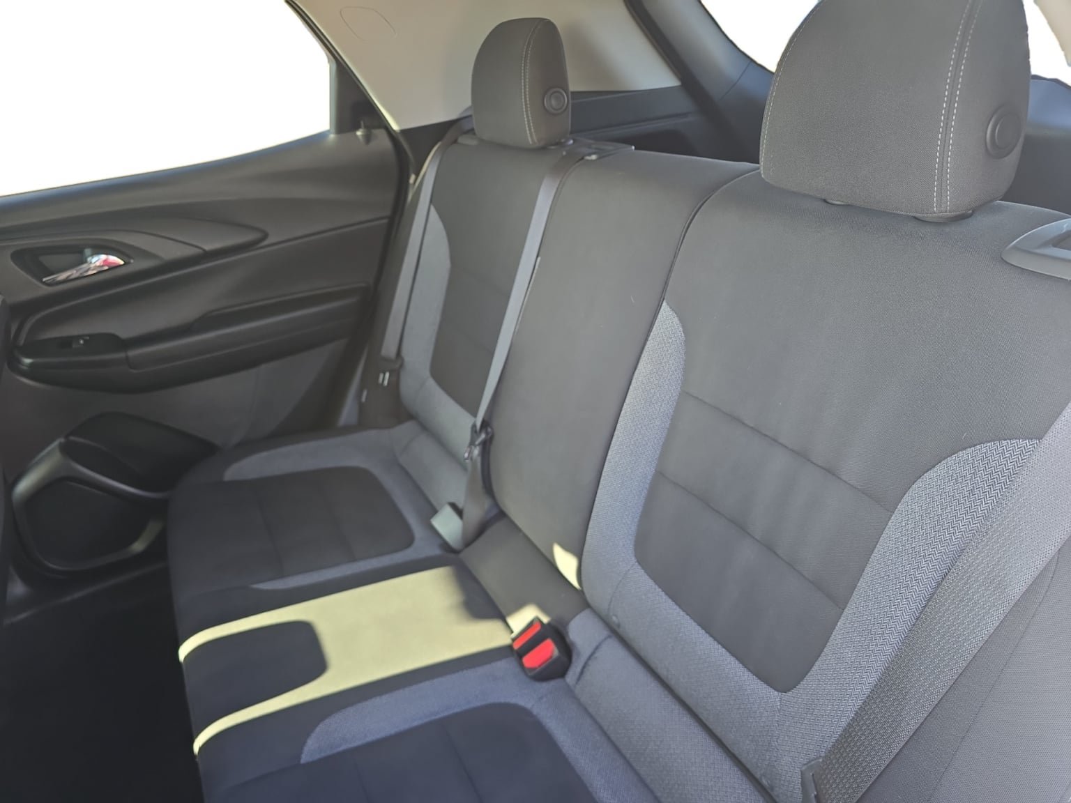 Used 2023 Chevrolet TrailBlazer LT FWD image 16