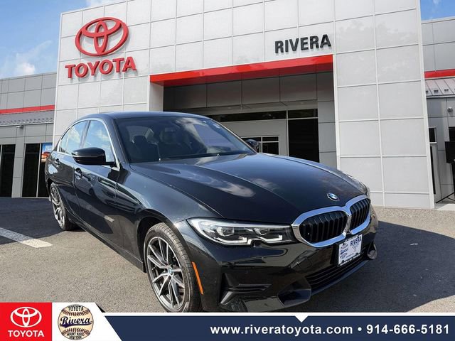 Used 2022 BMW 330i xDrive Sedan w/ Premium Package image 2
