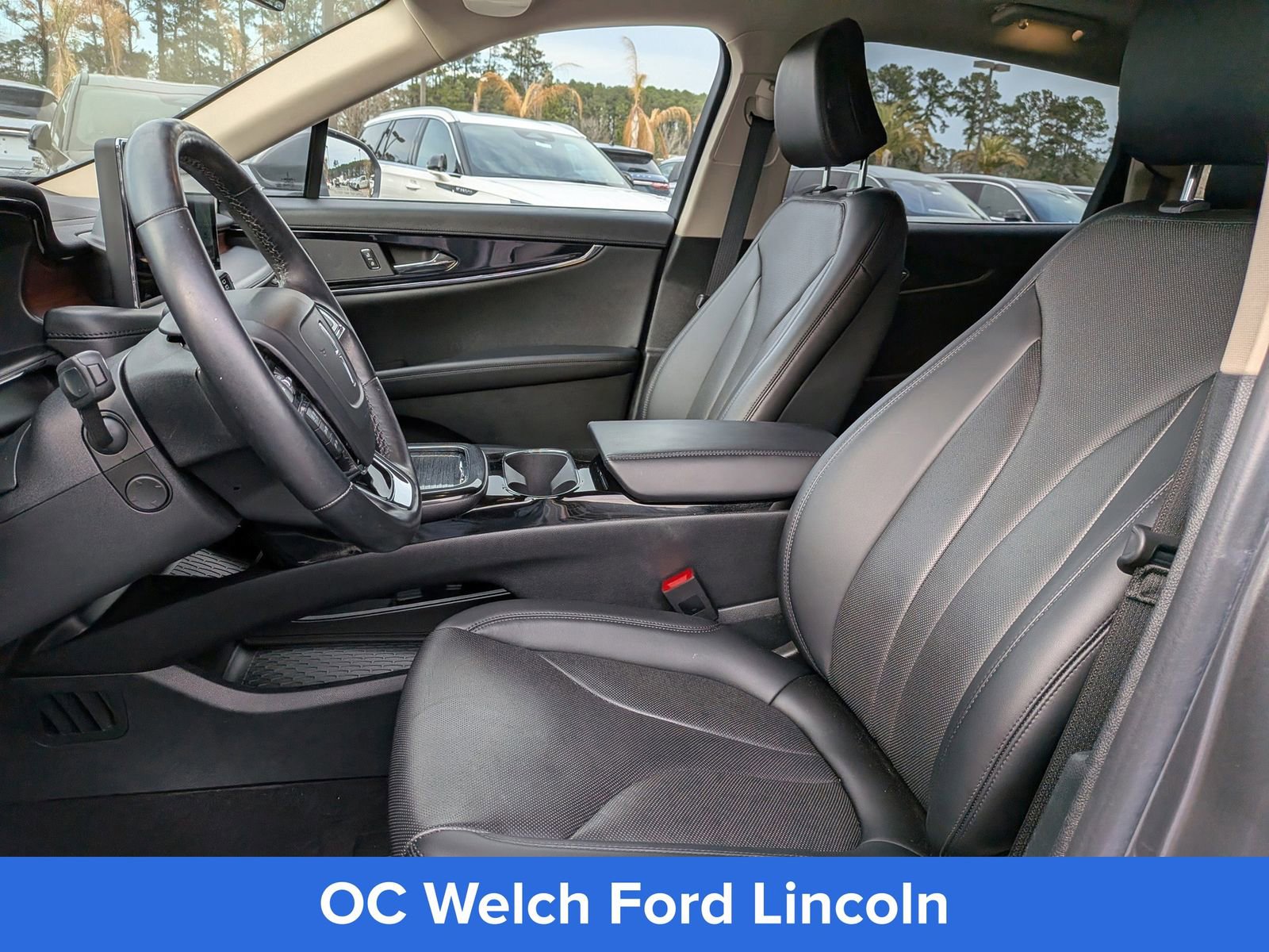 Used 2023 Lincoln Nautilus Reserve w/ Monochromatic Package image 13