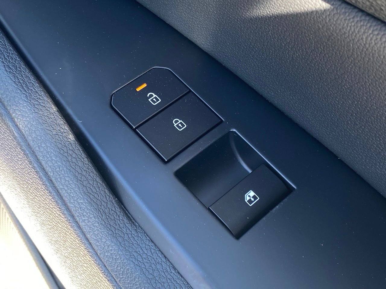 New 2026 Kia Sportage EX image 26