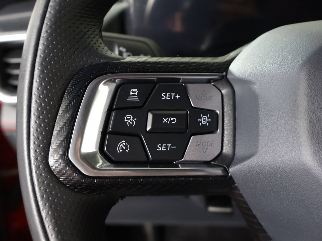 Used 2025 Ford Mustang GT Premium RWD image 39