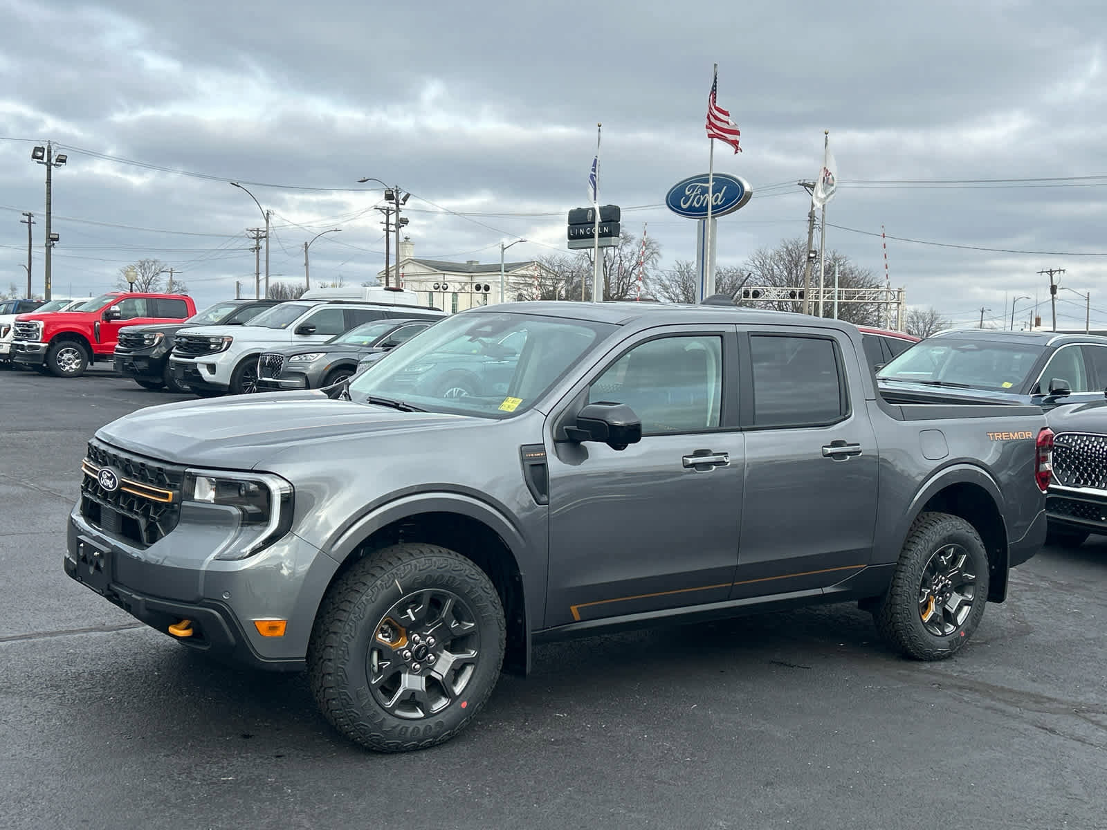 New 2026 Ford Maverick Tremor image 2
