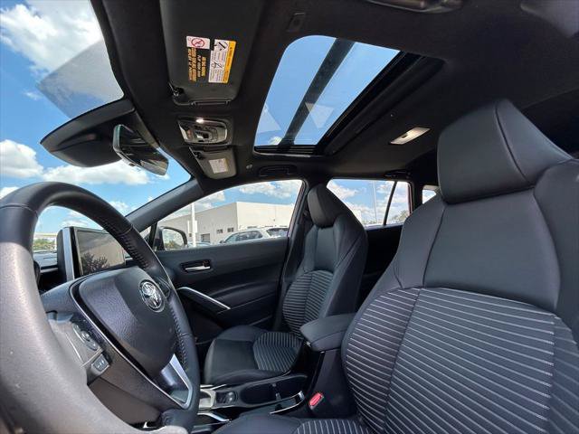 Certified 2024 Toyota Corolla Cross AWD Hybrid w/ Convenience Package image 12