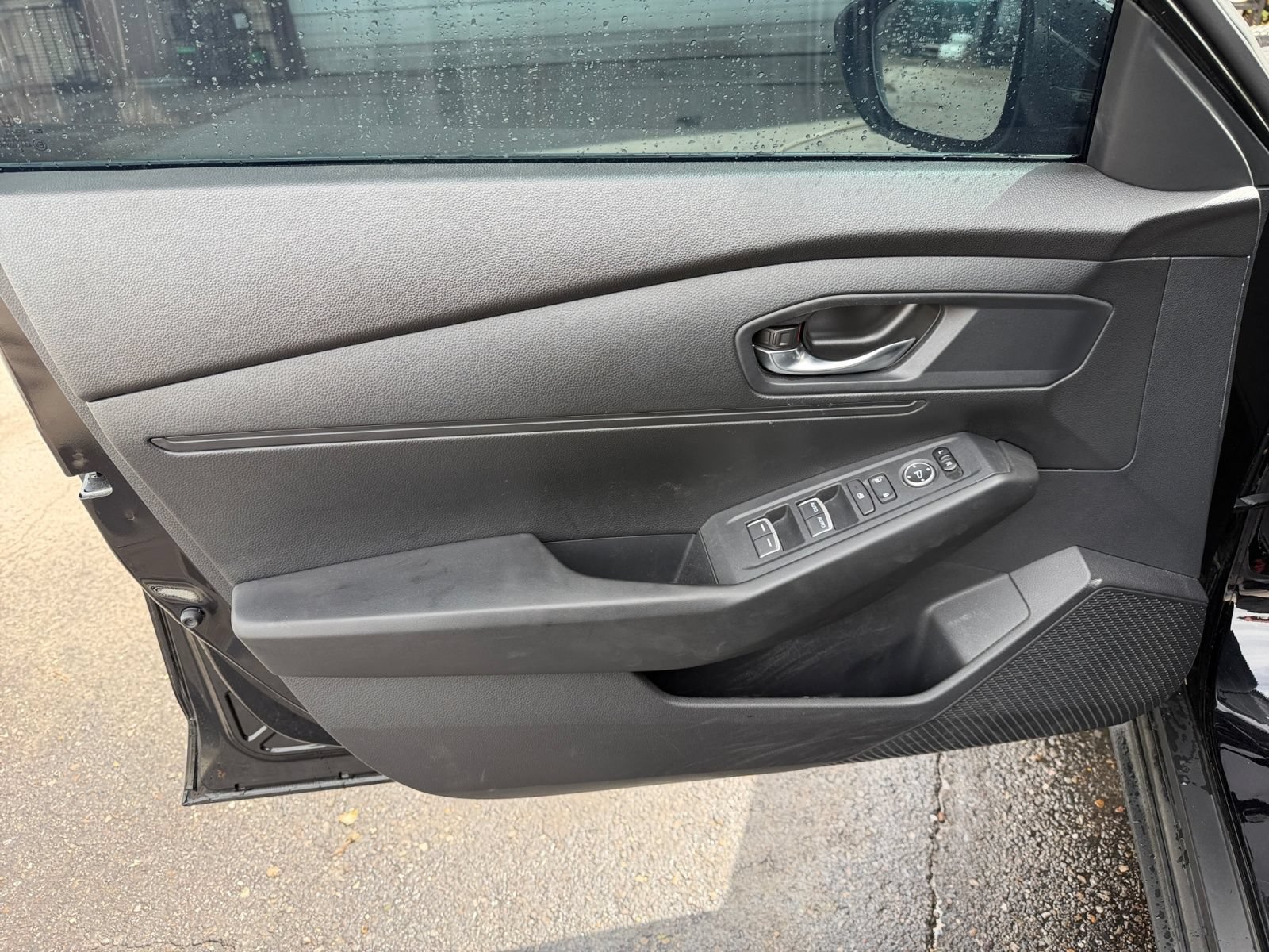 Used 2023 Honda Accord LX image 19