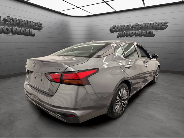 Certified 2024 Nissan Altima 2.5 SV FWD image 5