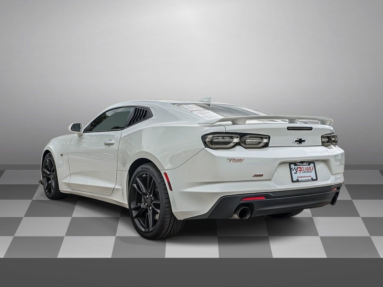 Certified 2021 Chevrolet Camaro SS RWD image 4