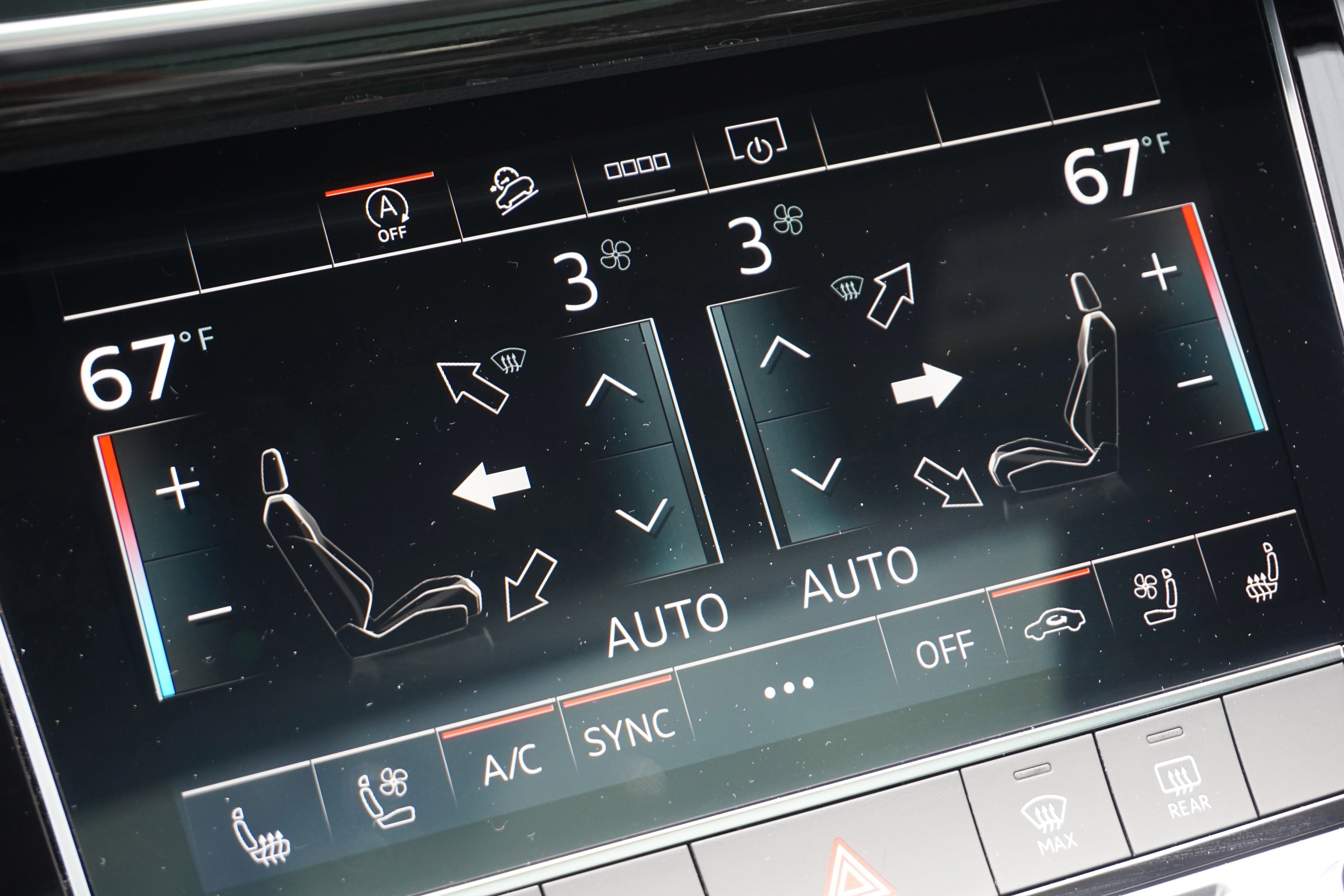 Certified 2025 Audi Q7 3.0T Premium Plus image 10