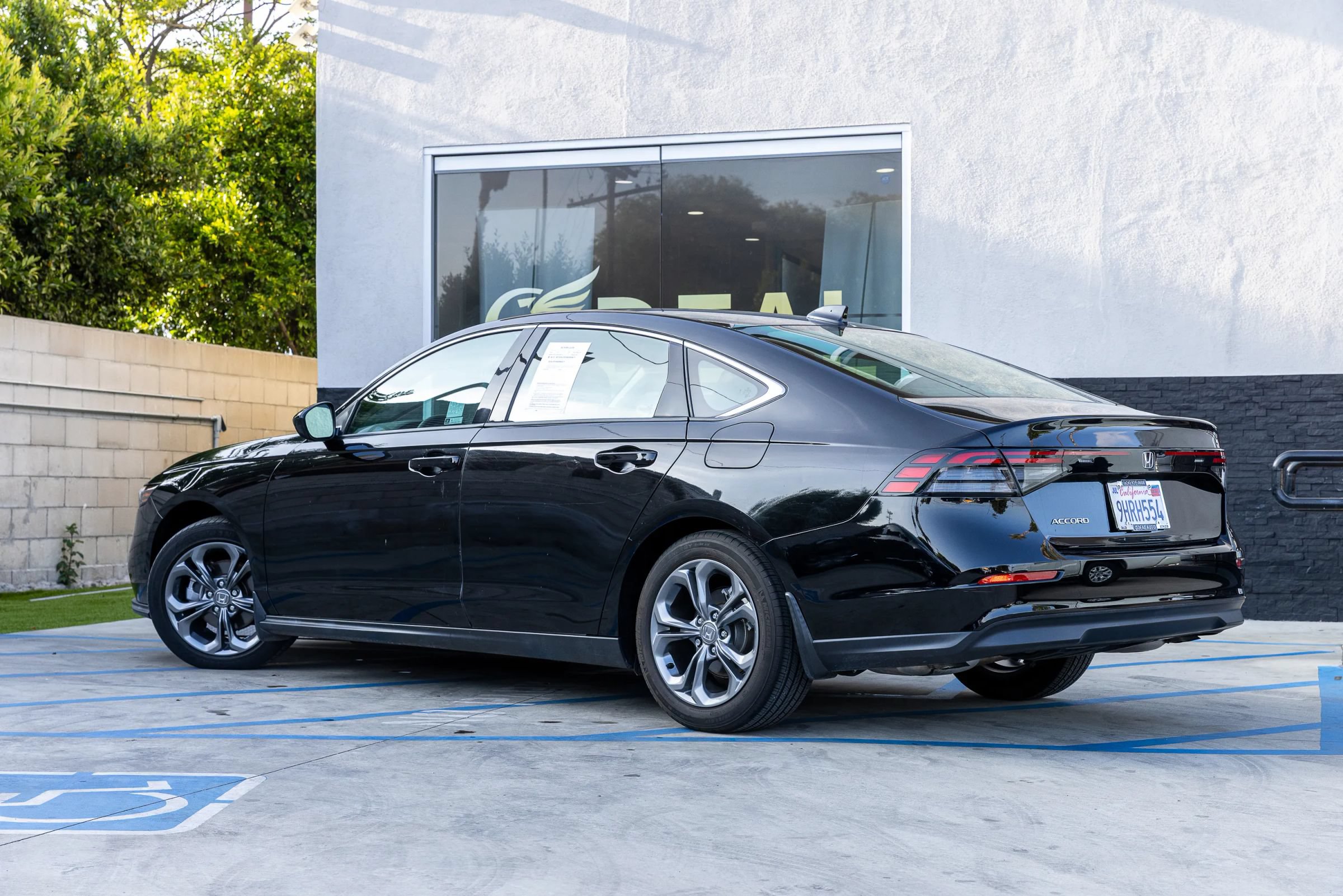 Used 2023 Honda Accord EX image 13