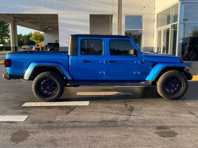 Used 2023 Jeep Gladiator Sport AWD/4WD image 9