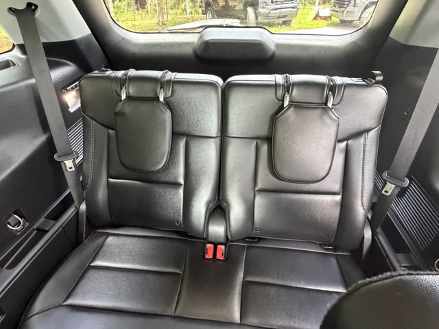 Certified 2022 Ford Explorer Limited w/ Equipment Group 301A RWD image 18