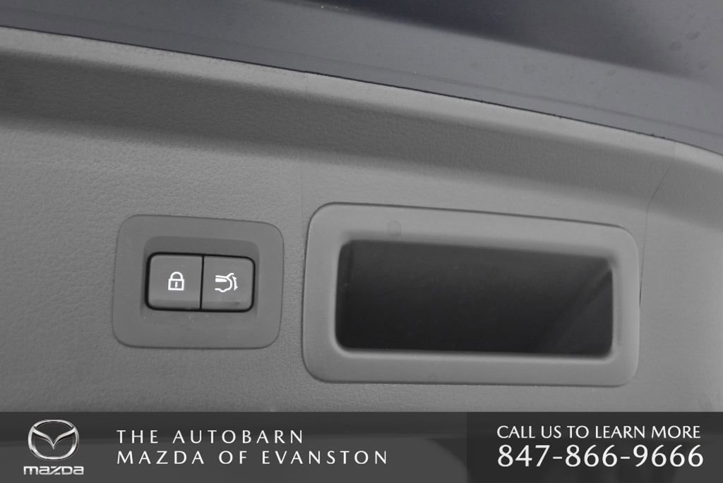 Certified 2025 MAZDA CX-30 AWD 2.5 S w/ Premium Package image 33