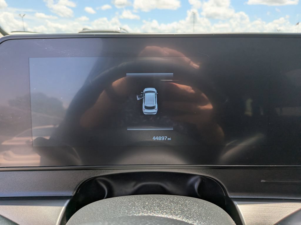 Certified 2023 Kia Sportage EX FWD image 33