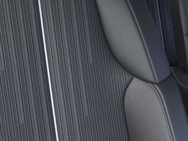 New 2027 Cadillac Vistiq Sport w/ LPO, Floor Liner Package AWD/4WD image 21