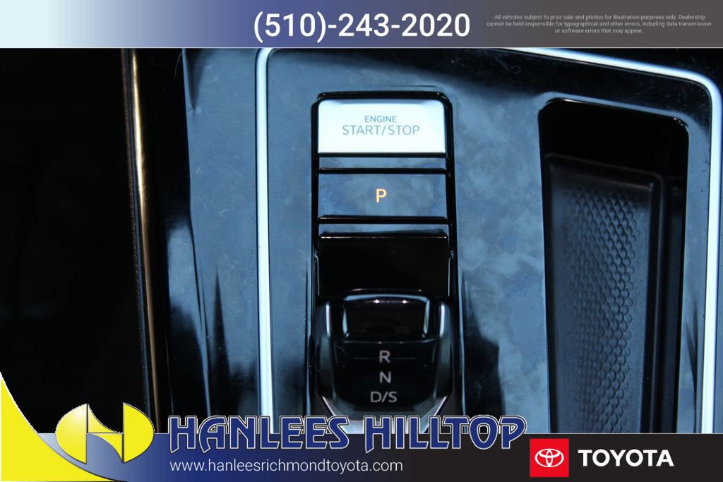 Used 2024 Volkswagen Golf R image 22