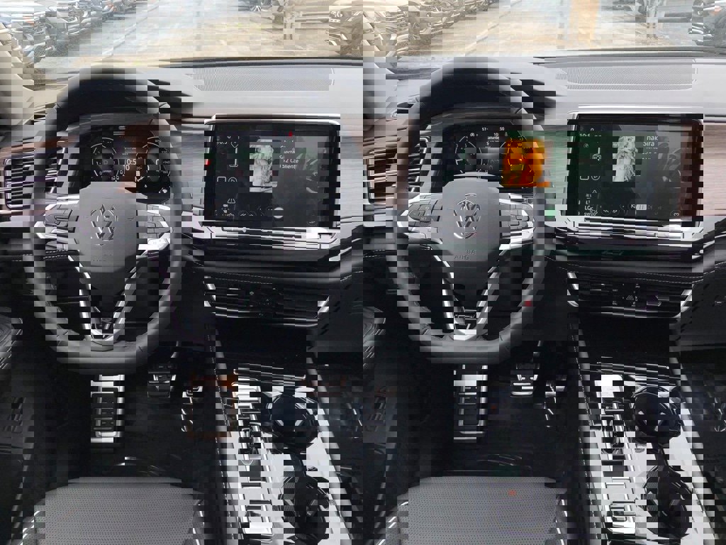 New 2025 Volkswagen Atlas SEL Premium R-Line image 16