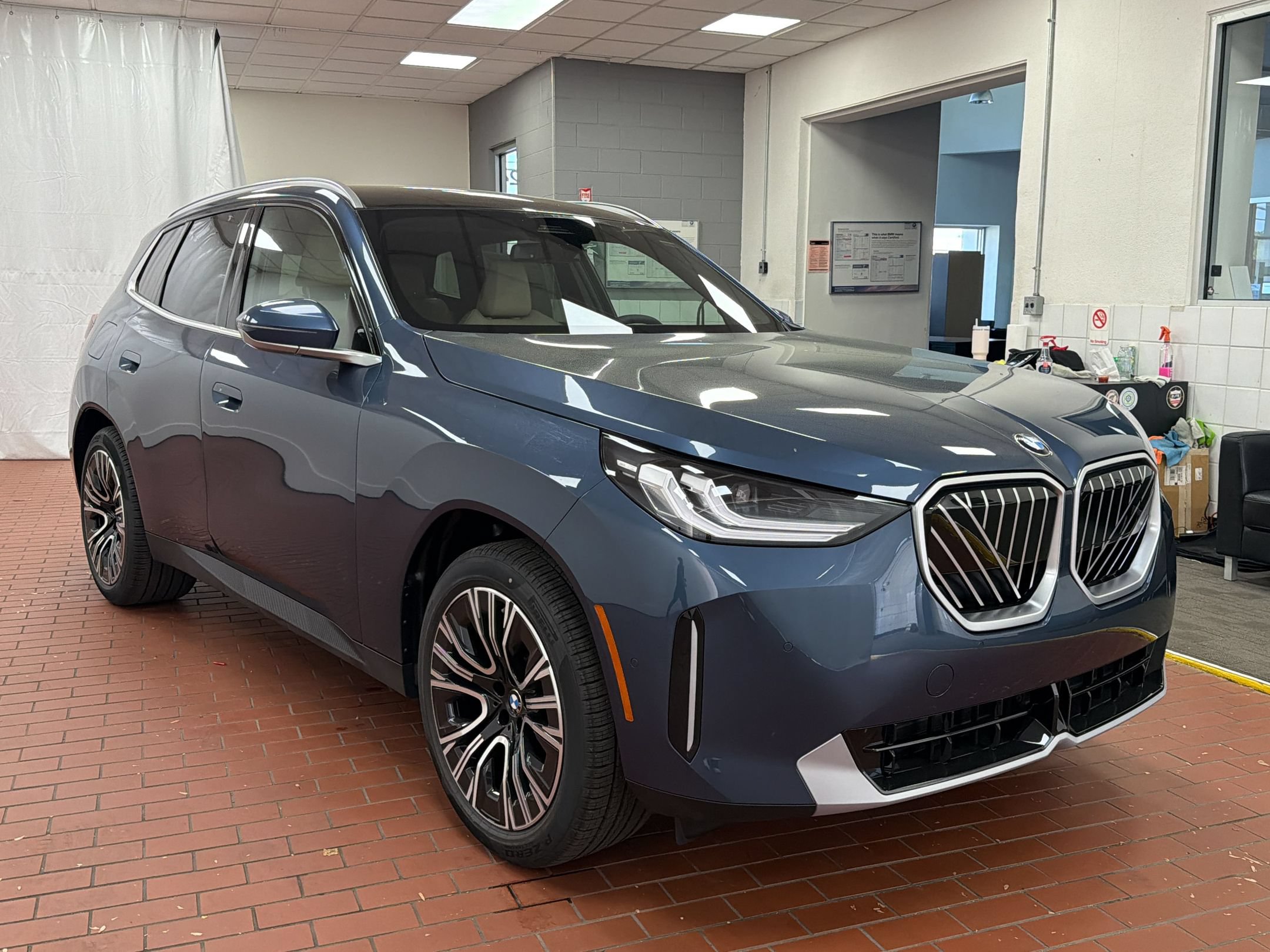 Used 2026 BMW X3 xDrive30i w/ Convenience Package AWD/4WD image 7