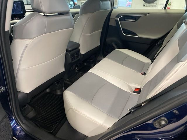Used 2023 Toyota RAV4 Limited AWD/4WD image 30