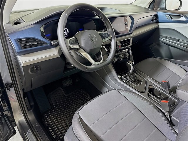 Used 2024 Volkswagen Taos SE image 7