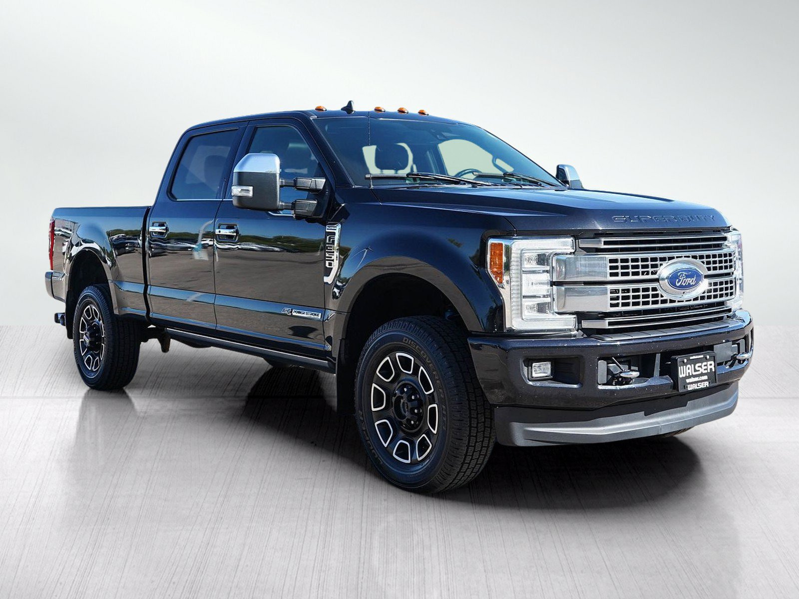 Used 2019 Ford F350 Platinum w/ Platinum Ultimate Package AWD/4WD image 7