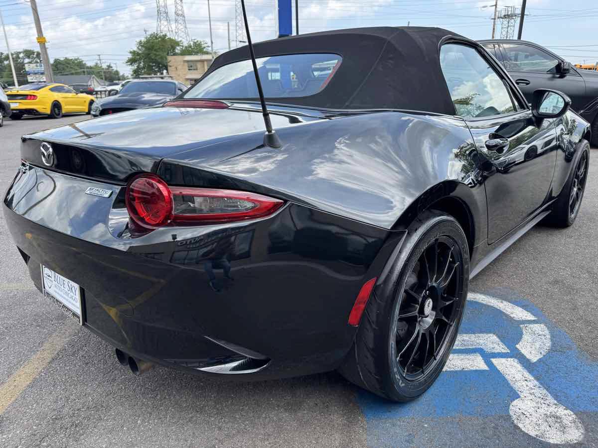 Used 2016 MAZDA MX-5 Miata Sport RWD image 5