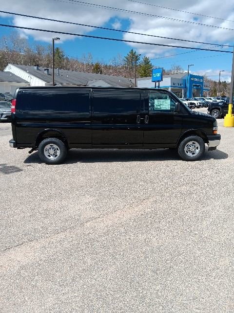 New 2026 Chevrolet Express 2500 Extended RWD image 21
