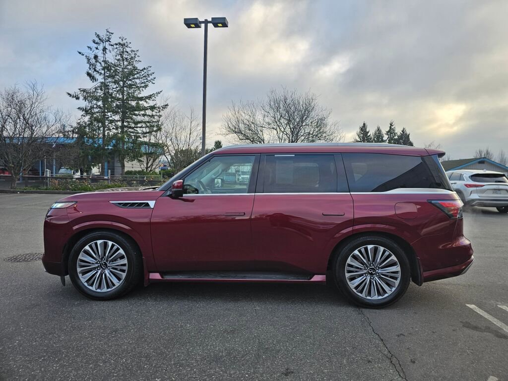 Used 2025 INFINITI QX80 Luxe AWD/4WD image 4