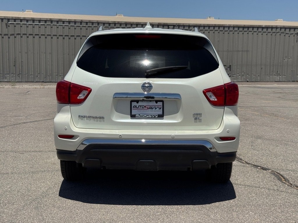 Used 2020 Nissan Pathfinder SL image 6