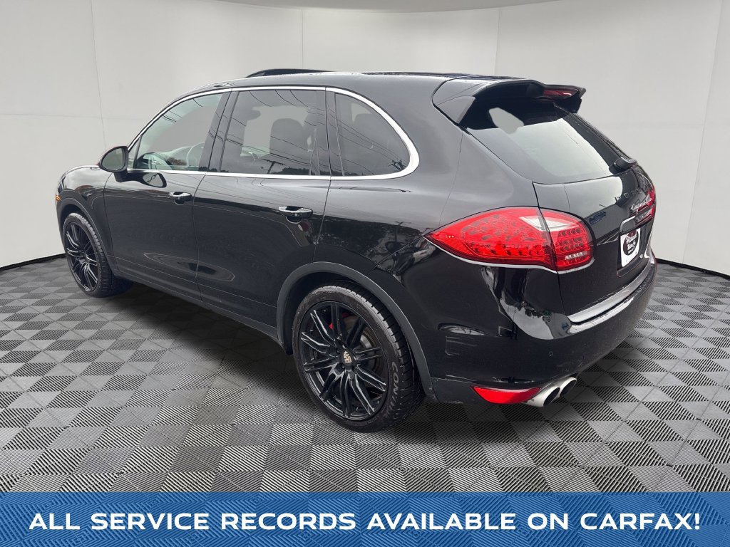 Used 2011 Porsche Cayenne Turbo AWD/4WD image 4