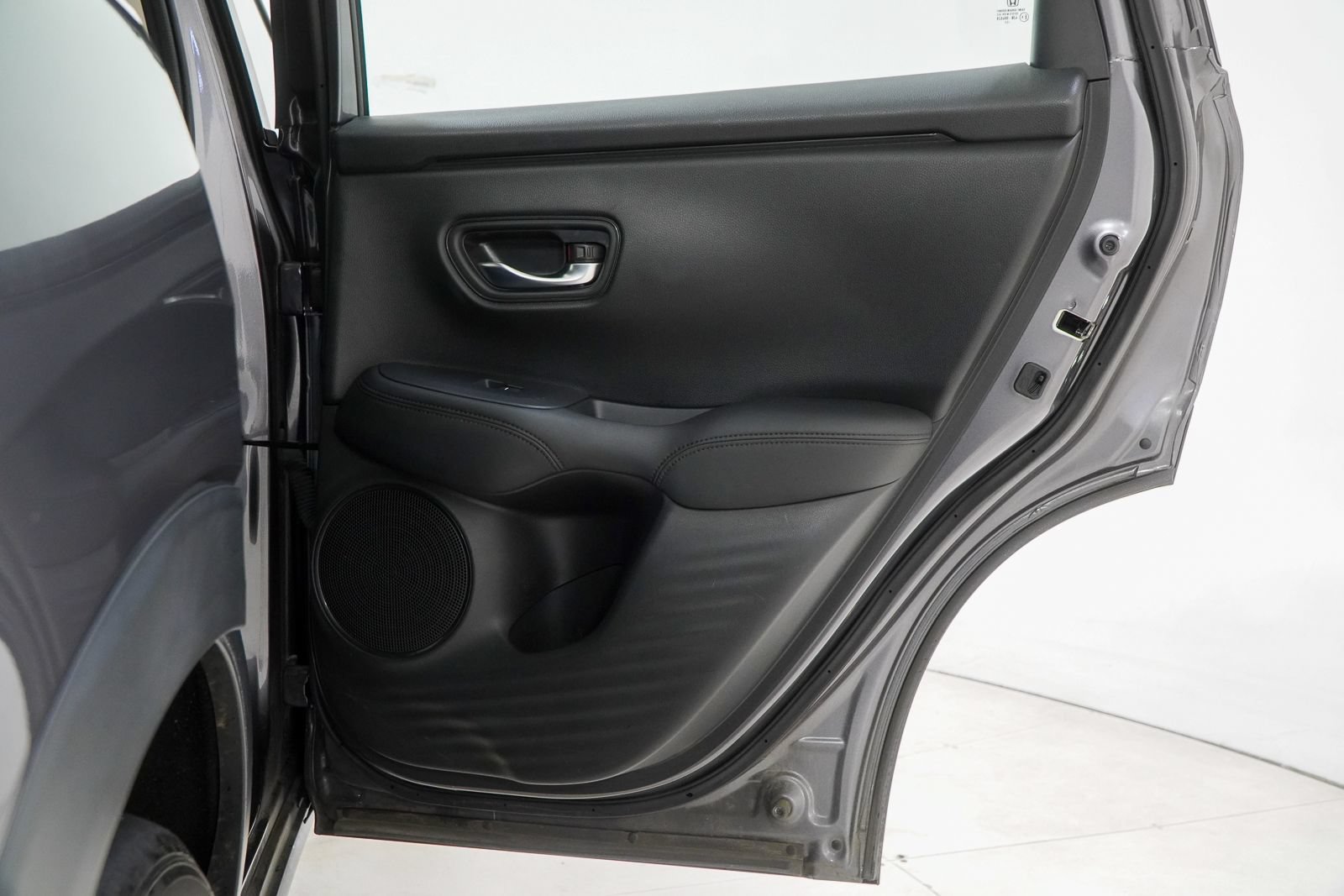 Used 2024 Honda HR-V LX image 35