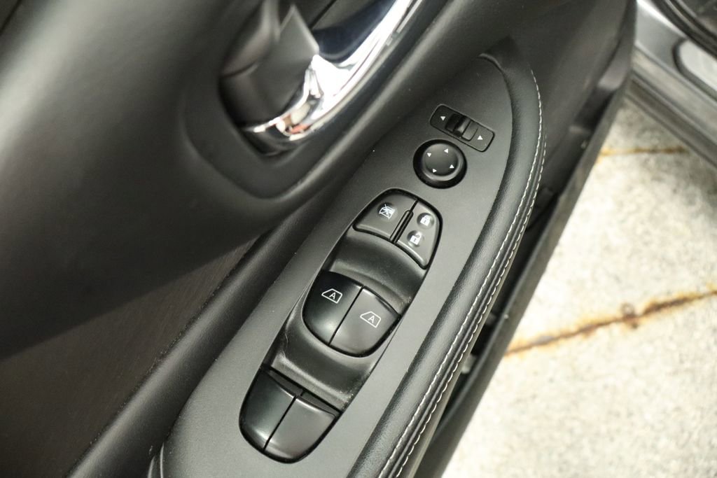 Used 2019 Nissan Murano SV AWD/4WD image 37