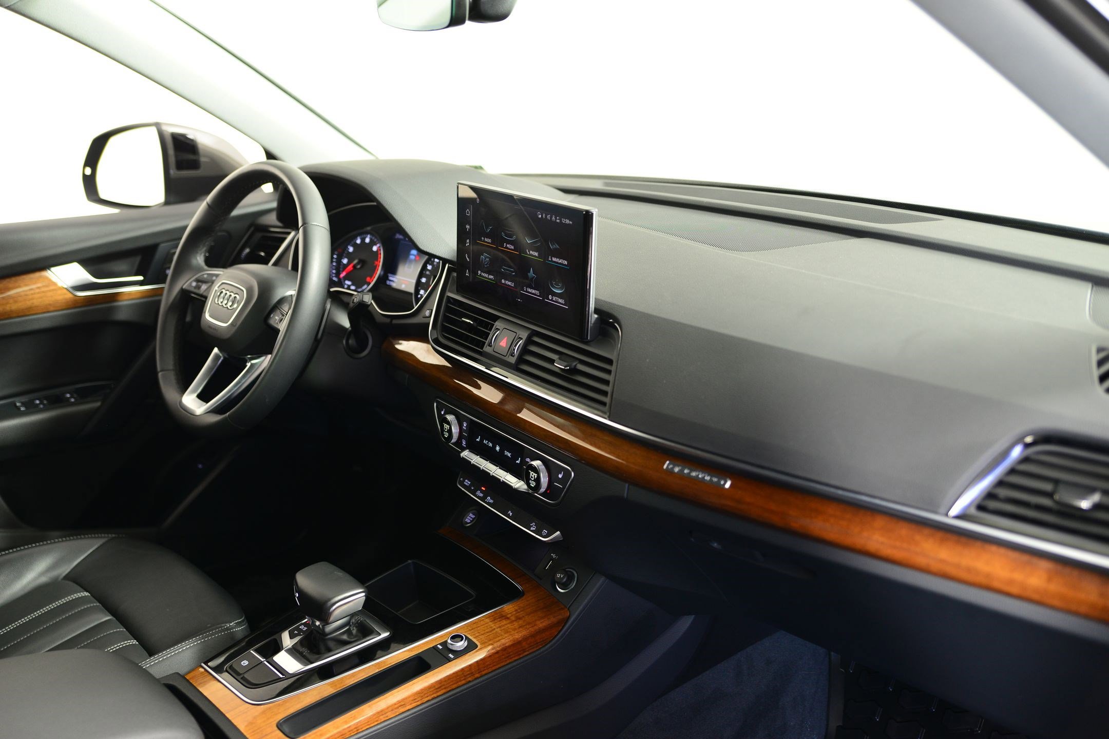 Certified 2023 Audi Q5 2.0T Premium w/ Convenience Package image 18