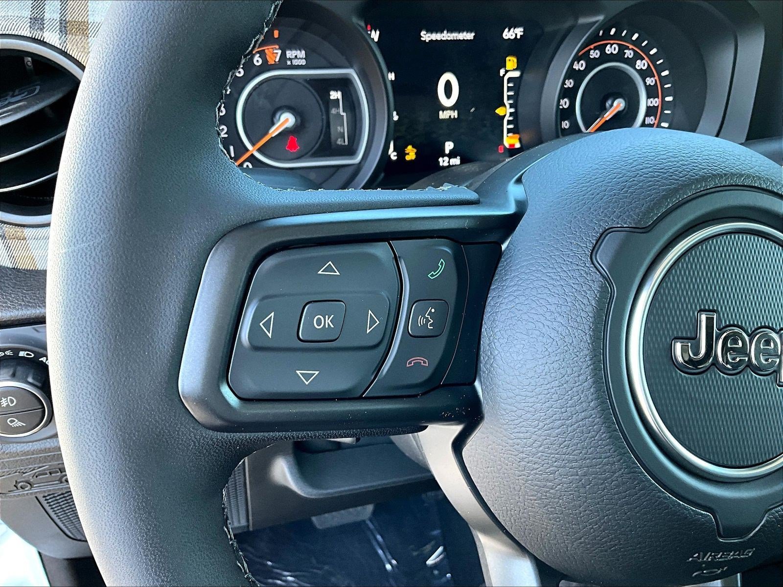New 2026 Jeep Gladiator Sport AWD/4WD image 21