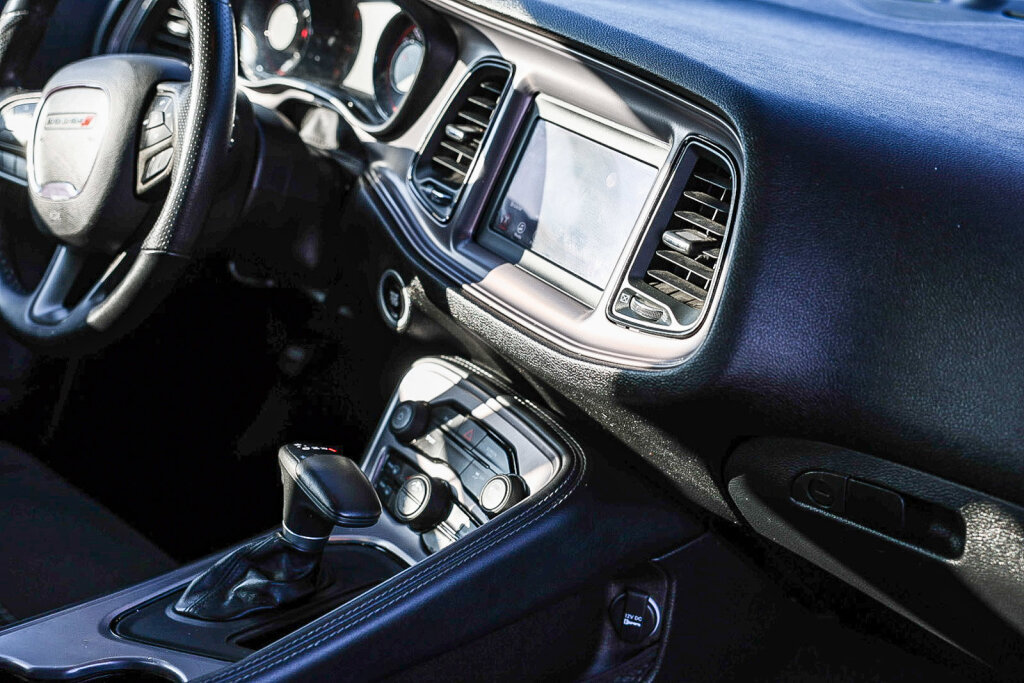 Used 2023 Dodge Challenger SXT w/ Blacktop Package image 4