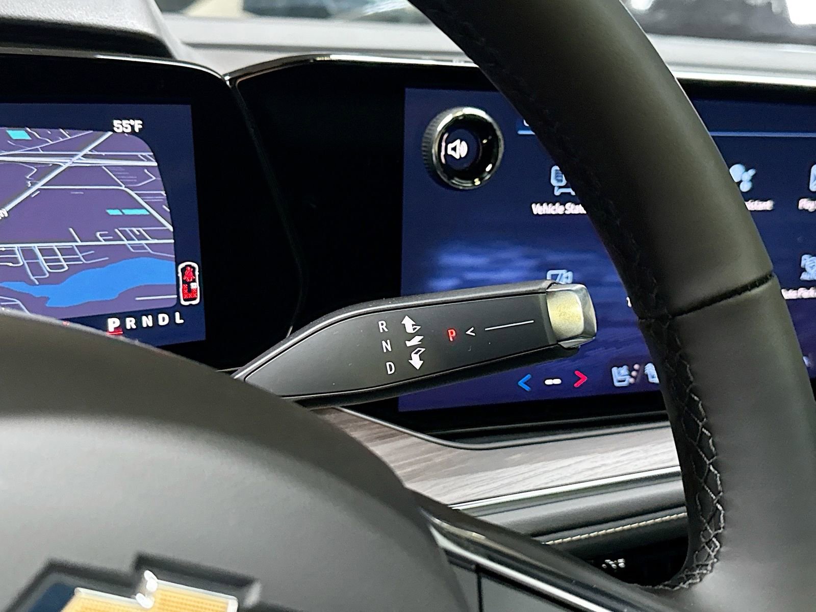 New 2026 Chevrolet Suburban Premier image 22