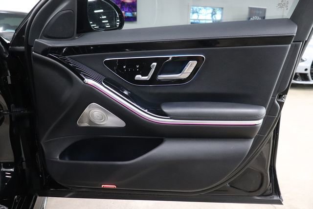 Used 2023 Mercedes-Benz S 500 4MATIC w/ AMG Line image 23