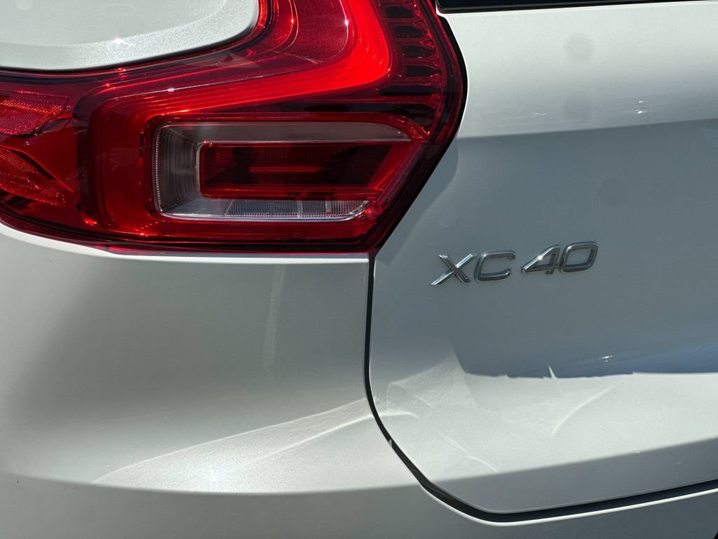 Certified 2023 Volvo XC40 B5 Plus w/ Protection Package Premier AWD/4WD image 26