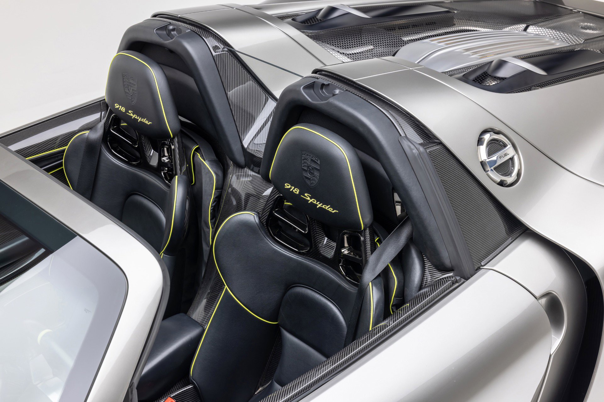 Used 2015 Porsche 918 Spyder AWD/4WD image 61
