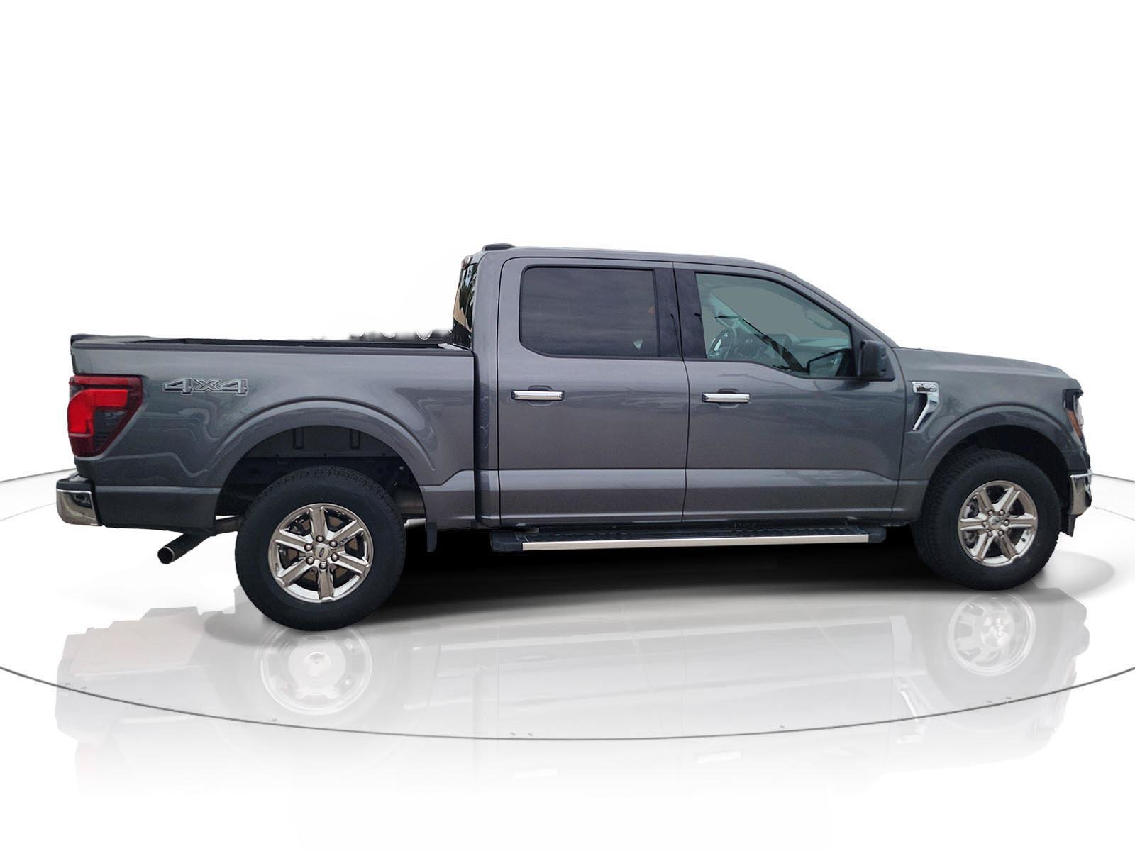 Used 2025 Ford F150 XLT w/ Equipment Group 301A Standard AWD/4WD image 2