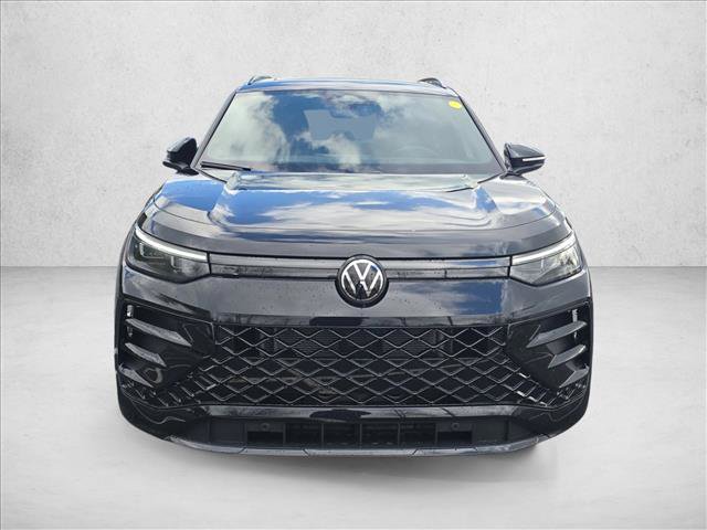 New 2026 Volkswagen Tiguan SE R-Line image 8