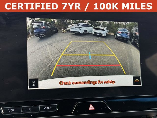 Used 2023 Toyota Venza Nightshade AWD/4WD image 18
