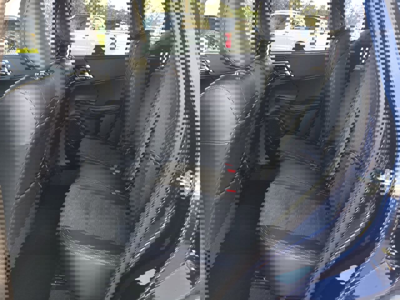 Used 2024 Mitsubishi Outlander SE Black Edition image 14