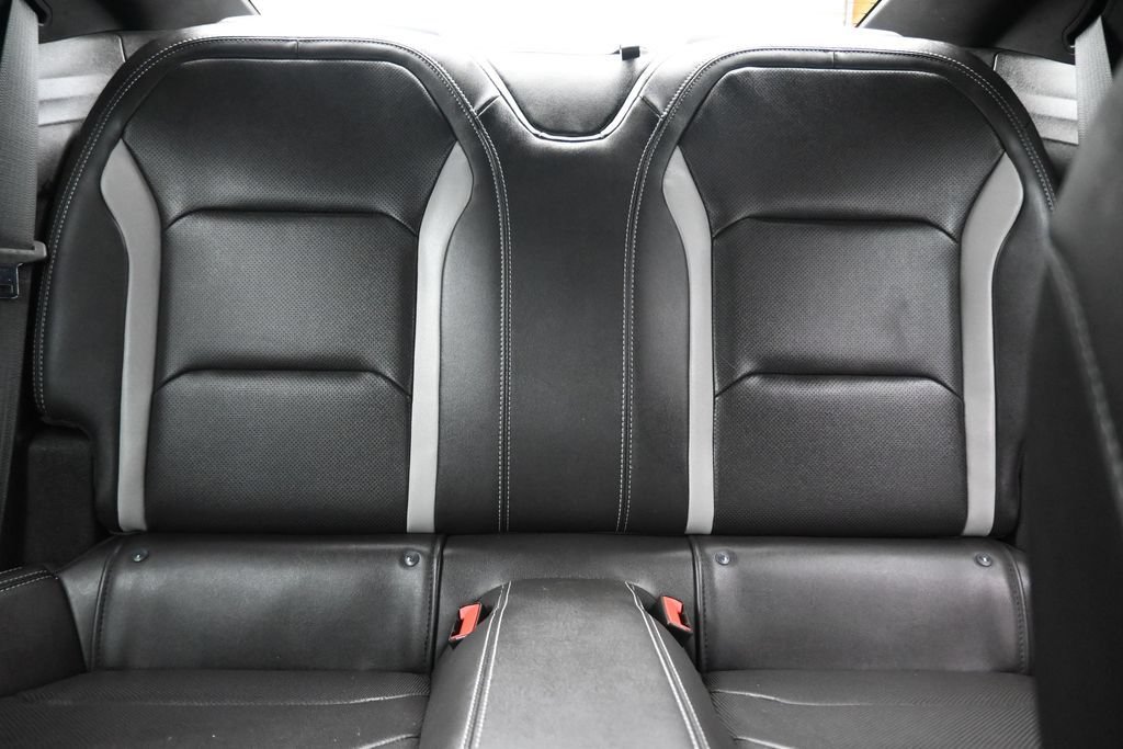 Used 2018 Chevrolet Camaro SS RWD image 29